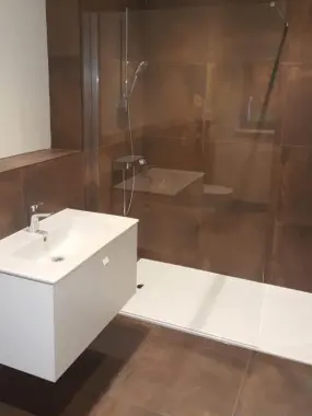 Wet room bathroom installation